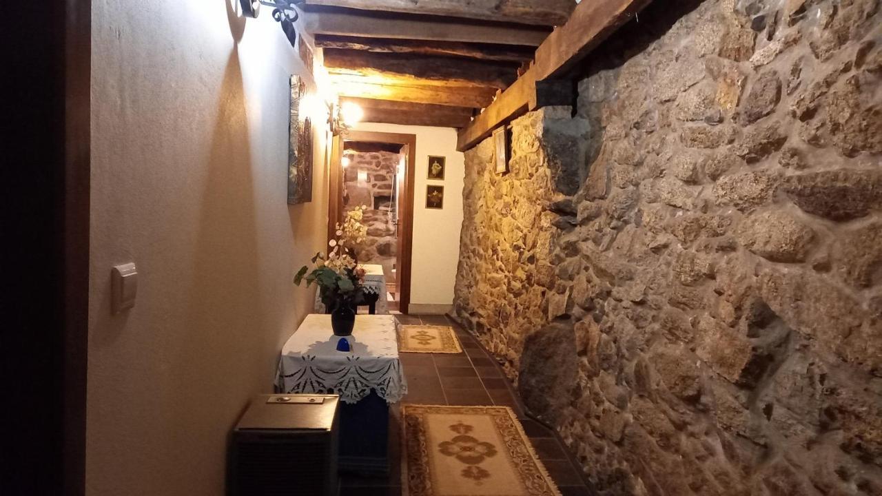 Villa Stone House à Vila Real Extérieur photo